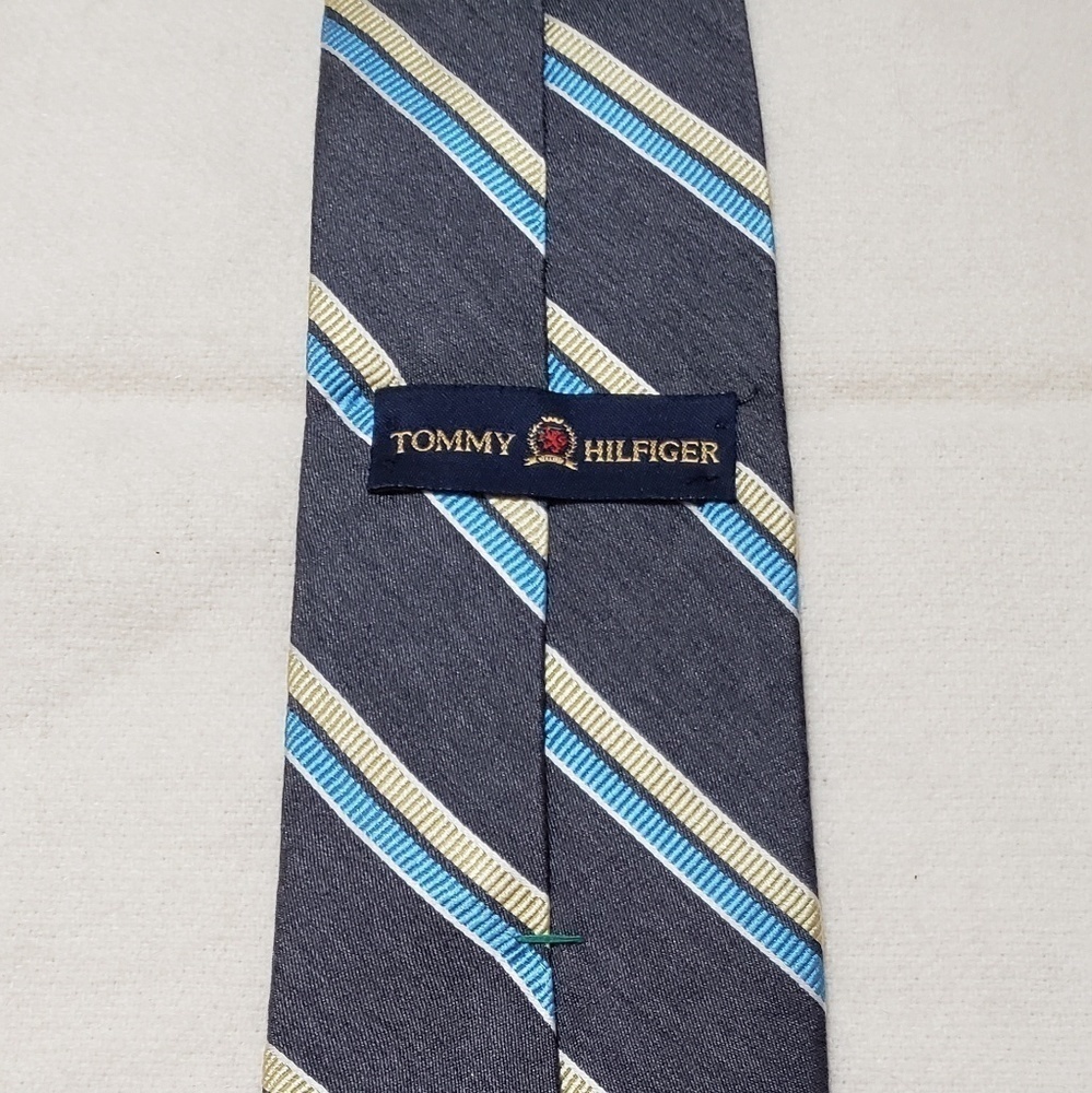 Tommy HILFIGER gray blue yellow tie